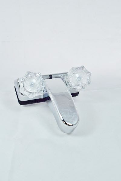 Robinet de lavabo central LaSalle Bristol 20377R207 Utopia 4 po avec poignées transparentes - Chrome